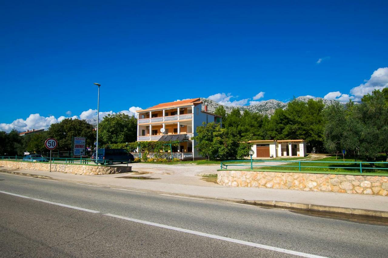 Apartmani Vesna Starigrad Paklenica Bagian luar foto